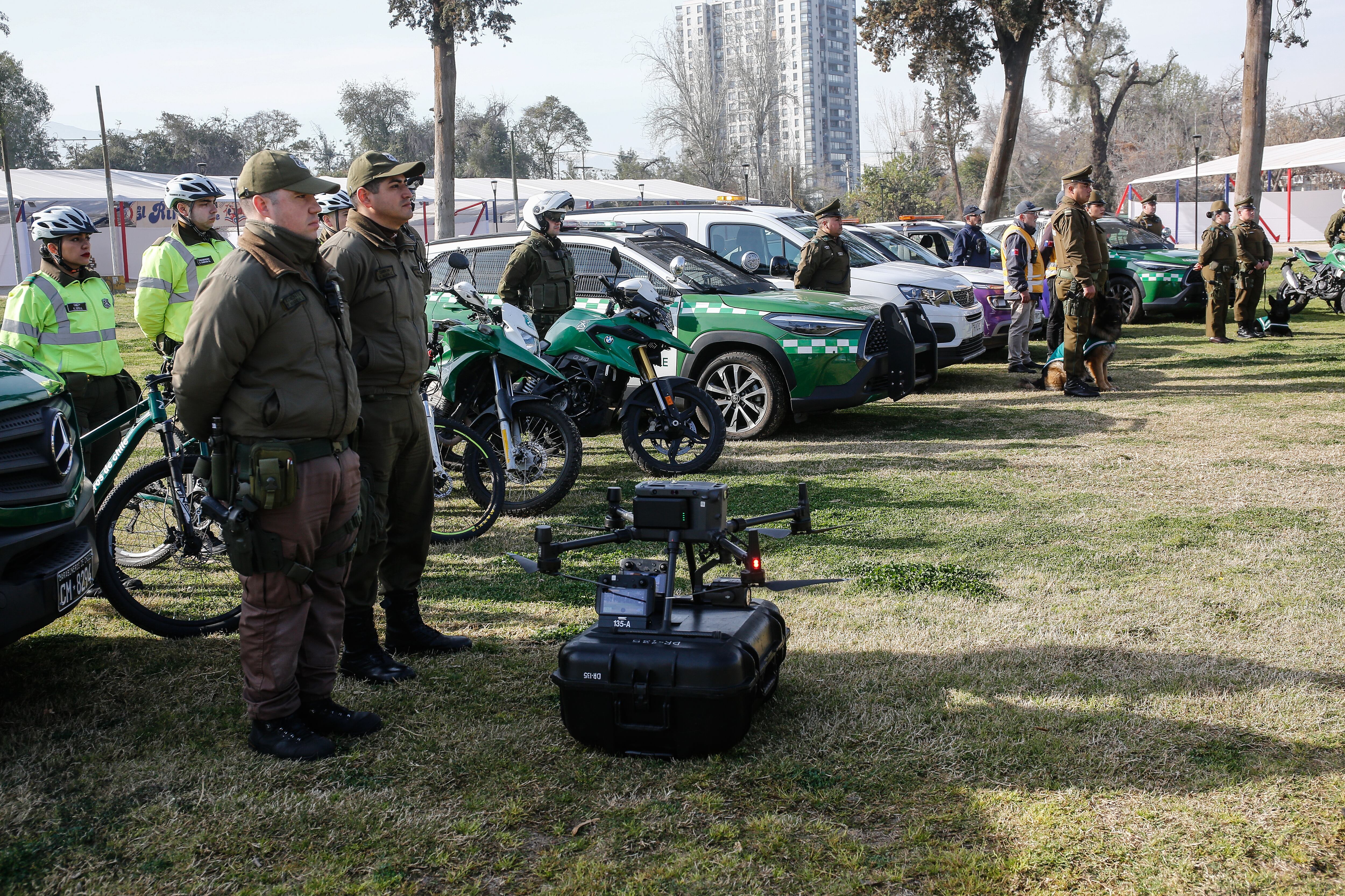05 DE SEPTIEMBRE DE 2024 / SANTIAGO
El subsecretario del Interior Manuel Monsalve, detalla las medidas para un “18 seguro”, bajo el nombre de “Plan integral de Seguridad en Fiestas Patrias” desde el Parque O’Higgins
FOTO: DIEGO MARTIN/AGENCIAUNO