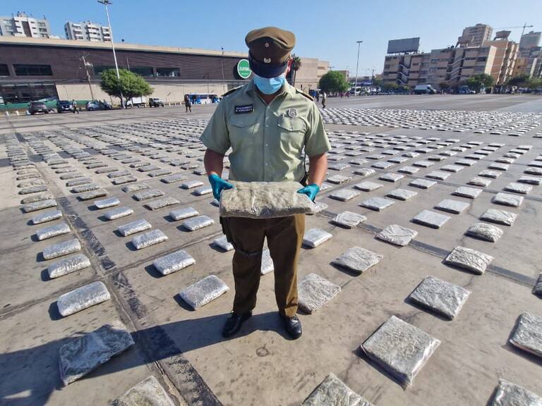 Carabineros logra retirar de circulación más de 2 toneladas de marihuana en Antofagasta