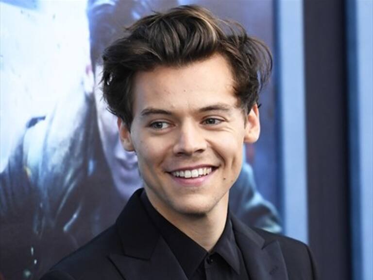 Harry Styles lanzó su nueva canción y videoclip, «Adore You»