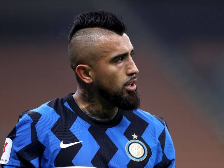 No lo pasa bien: Desde Italia sostienen que Inter de Milán dejará partir a Arturo Vidal