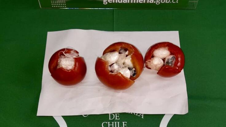 Gendarmes sorprenden a mujeres ingresando tomates rellenos con drogas en encomiendas a reos en cárcel de Temuco