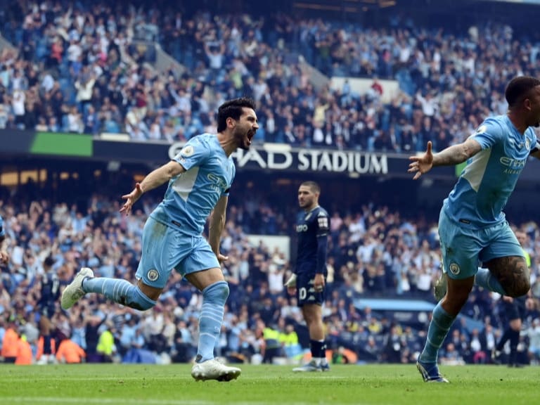 Manchester City da vuelta el partido ante Aston Villa en 5 minutos para coronarse campeón de la Premier League