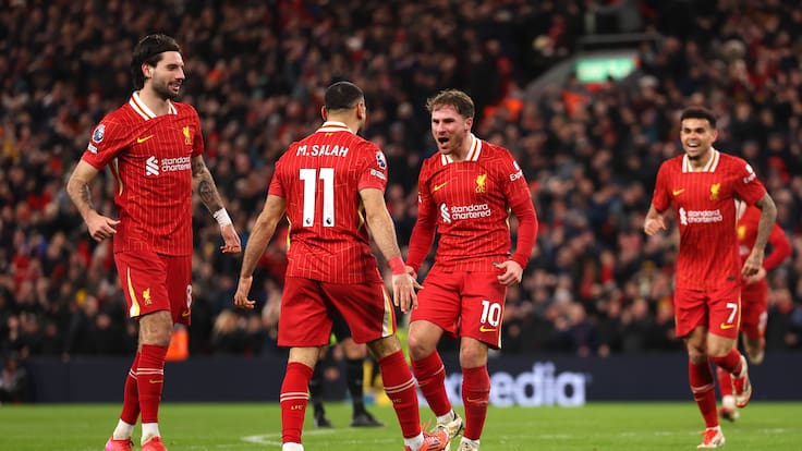 Liverpool vence al Newcastle y sigue a paso firme en su camino al título de la Premier League