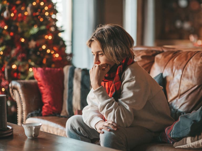Qué significa que a una persona no le guste celebrar la Navidad o el Año Nuevo, según la psicología