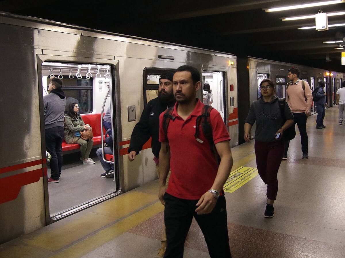 Metro suspende parte de la Línea 2 por emergencia y mantiene nueve estaciones cerradas
