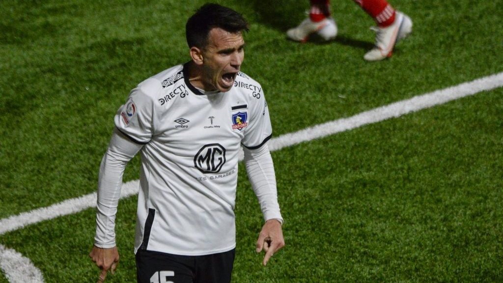 12 DE SEPTIEMBRE DE 2020 / LA CALERAPablo Mouche reclama por cobro, durante el partido valido por fecha 11 del Campeonato Nacional AFP PlanVital 2020, entre Union La Calera y Colo Colo, disputado en el Estadio Municipal Nicolas Chahuan.
FOTO: MIGUEL MOYA / AGENCIAUNO