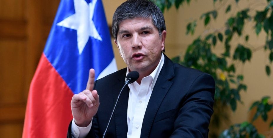Subsecretario Monsalve responde réplicas de Cecilia Pérez y remarca responsabilidad de la U en el Clásico Universitario