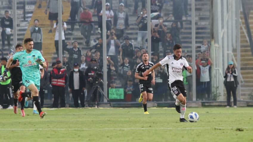 En Nueva Zelanda aplauden el golazo de Marco Rojas en Colo Colo y lo califican de "figura instrumental"