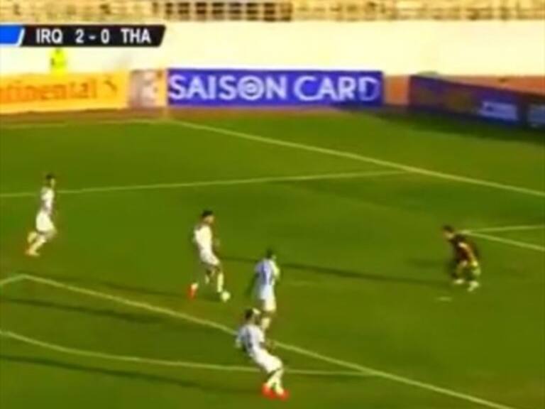 Delanteros irakíes se perdieron el gol más fácil del año