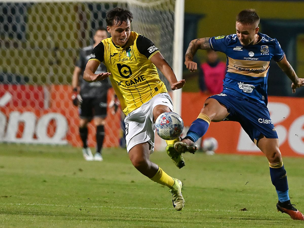 O’Higgins doblega a Everton en Viña del Mar y toma el liderato de su grupo en la Copa de la Liga
