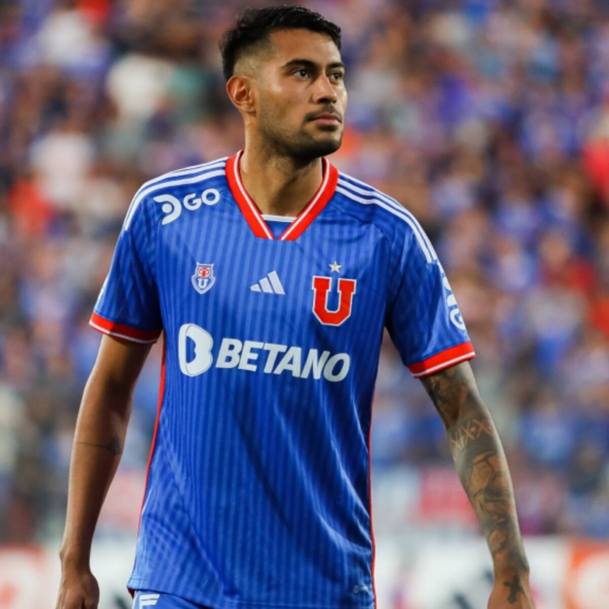 Se libera cupo: Emmanuel Ojeda extiende su contrato con la U, pero parte a préstamo a este club trasandino