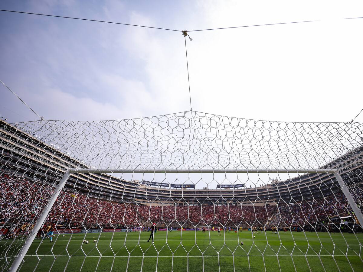 Ojo hinchas azules y albos: el tercer estadio que se sumó como candidato a recibir la final de Copa Libertadores 2025