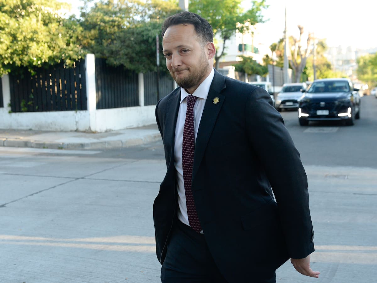 Diputado Guzmán confirma que el gasto público crecerá 1,5% en 2027 tras reunión del Presidente con el oficialismo