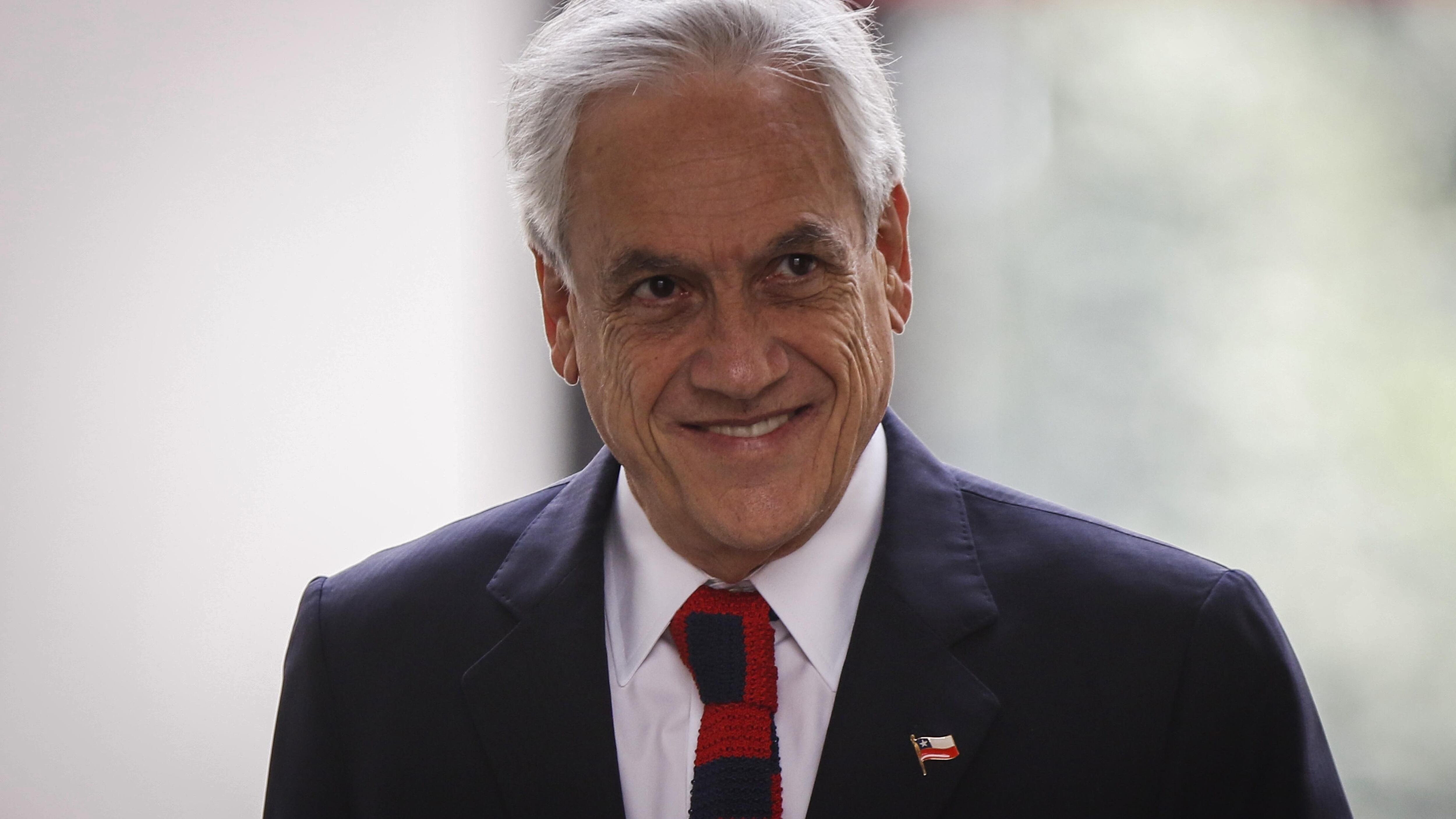 Presidente Sebastián Piñera aseguró que estamos "viendo la luz al final del túnel"