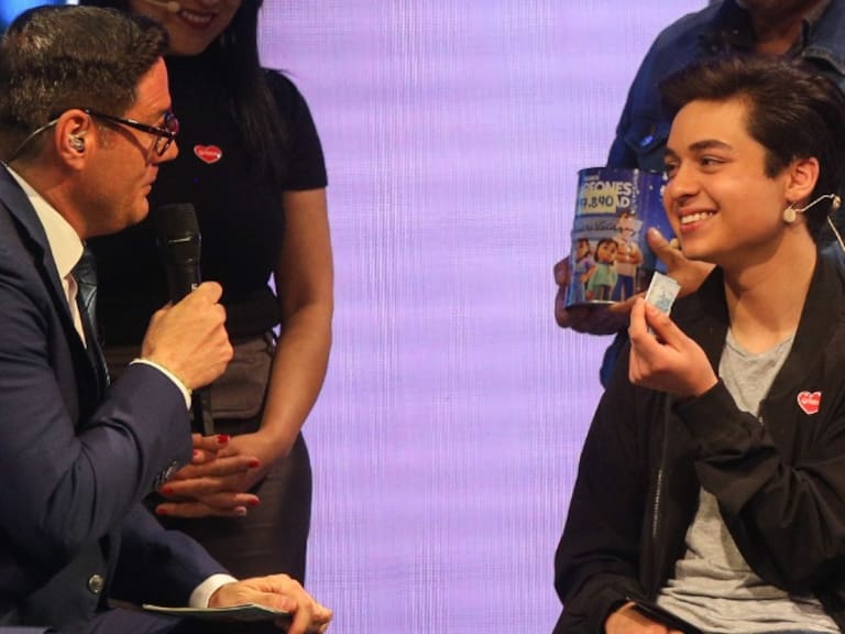 «Chico eléctrico»: la historia del joven tiktoker que sorprendió con su carisma en la Teletón