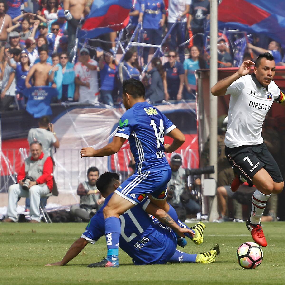 “¿Mi mejor recuerdo en la U? El primer clásico que jugué en el Nacional... Estaba todo cagado”
