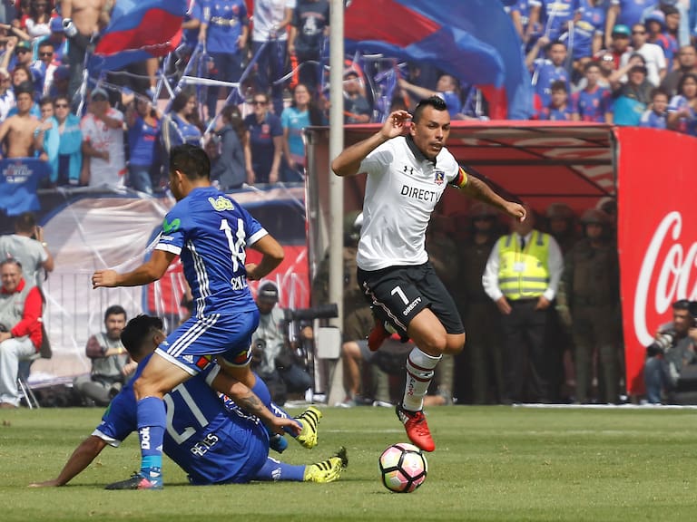 “¿Mi mejor recuerdo en la U? El primer clásico que jugué en el Nacional... Estaba todo cagado”
