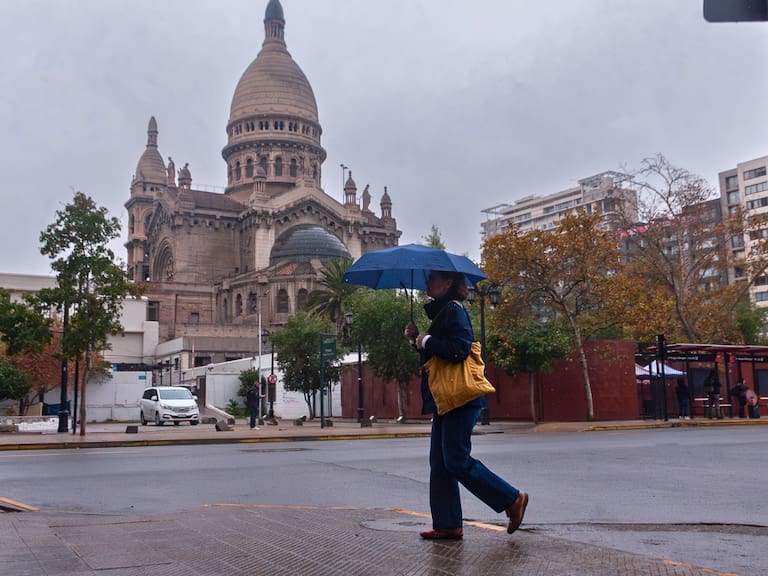 Lluvia confirmada en Santiago: Meteorólogo Iván Torres revela cuándo será el peak de las precipitaciones esta semana