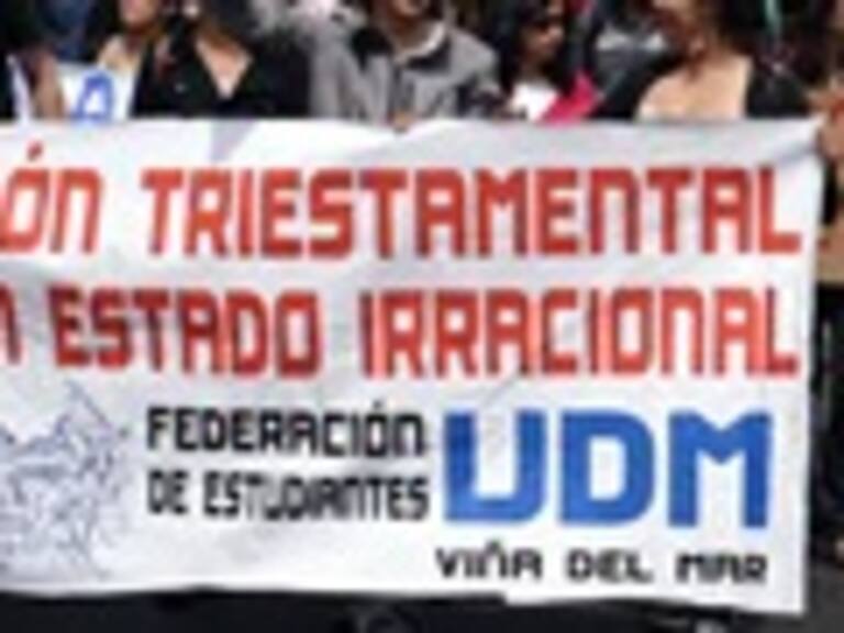 Director de UDP lamentó que el Cruch no reciba masivamente a alumnos de U. del Mar