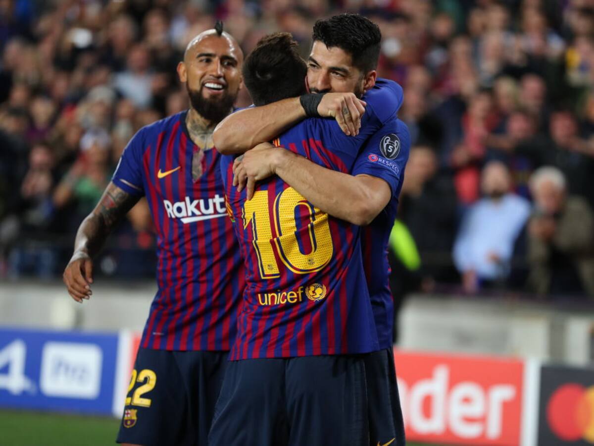 FC Barcelona presentó su nueva camiseta sin Luis Suárez ni Arturo Vidal, pero sí con Leo Messi