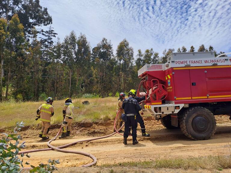 Bomberos de Chile acredita oficialmente al primer Equipo Forestal de Sudamérica