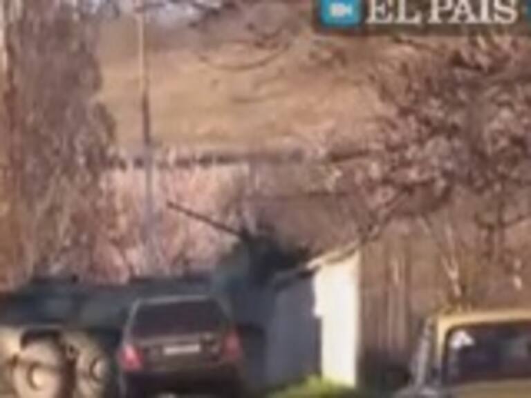 Fuerzas rusas irrumpieron en base aérea ucraniana en Crimea