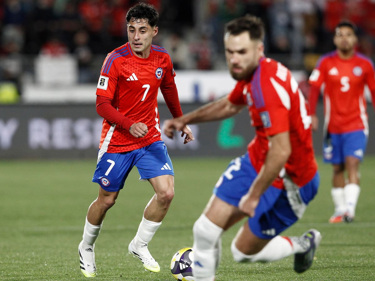 “Intento disfrutar, aprovechar y dar lo mejor de mí”: la expectativa de Javier Altamirano para los amistosos de La Roja en Rusia