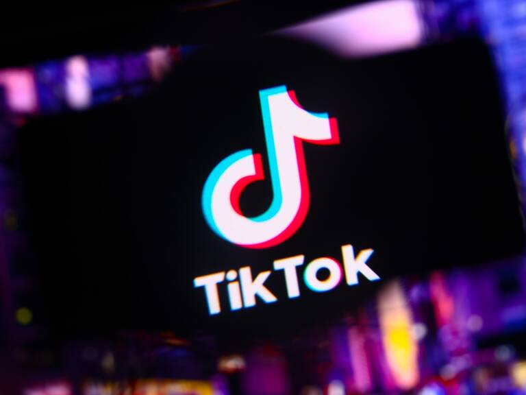 Muere conocida influencer de TikTok a los 27 años: había sido diagnosticada con un cáncer poco común
