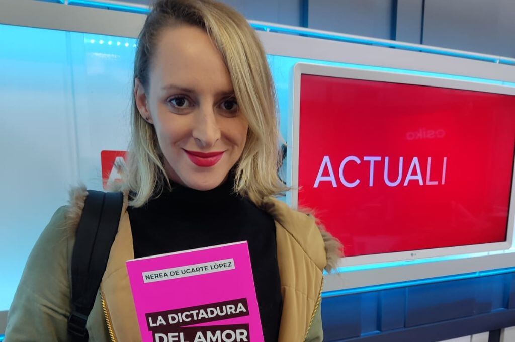 Psicóloga Nerea de Ugarte y su libro "La dictadura del amor propio": "En Chile las mujeres tienen 5 veces más depresión que los hombres"