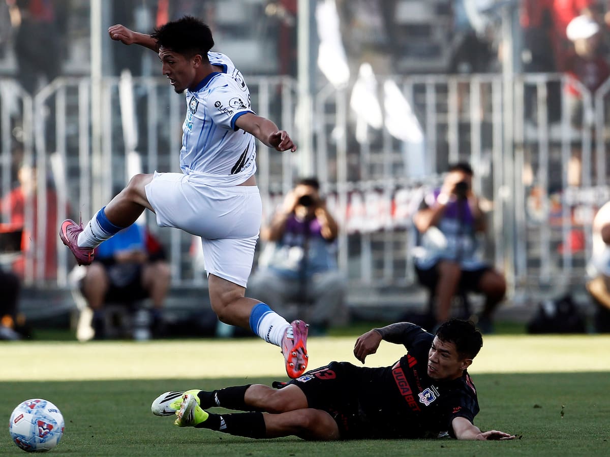 Colo Colo venció a Huachipato en el cierre de la tercera fecha de la Copa de la Liga