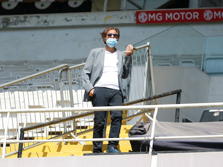 El millonario premio que prometió Aníbal Mosa al plantel de Colo Colo para salvarse del descenso