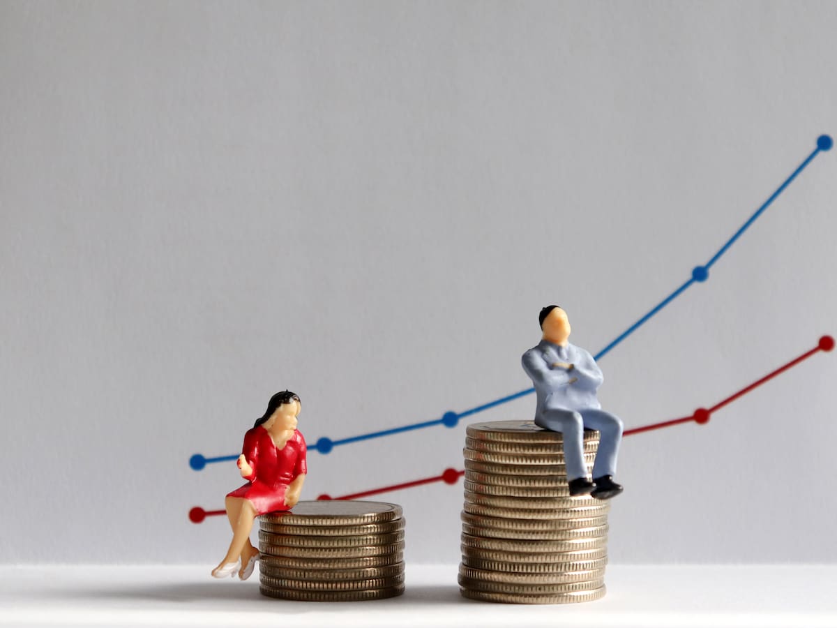 Desigualdad salarial en Chile: Mujeres ganan un 23,3% menos que los hombres