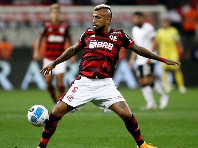 Con Vidal en el segundo tiempo, Flamengo volvió a vencer a Corinthians y se metió de lleno en las semifinales de Copa Libertadores