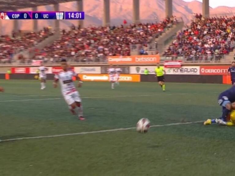 El duro golpe que recibió Nelson Espinoza en el duelo entre Copiapó y la UC