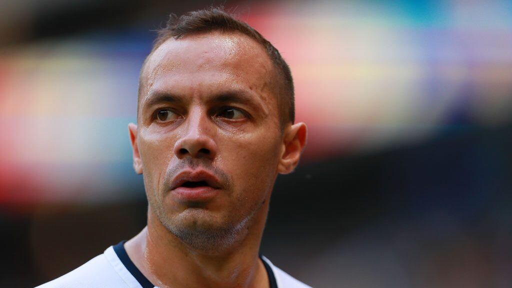 MEXICO CITY, MEXICO - MAY 5: Marcelo Diaz of Pumas looks on during the quarter finals second leg match between America and Pumas UNAM as part of the Torneo Clausura 2018 Liga MX at Azteca Stadium on May 5, 2018 in Mexico City, Mexico. (Photo by Mauricio Salas/Jam Media/Getty Images)