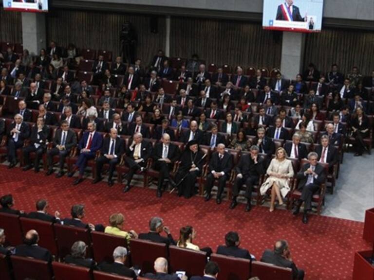 Piñera compromete «acceso universal» a salas cunas, jardines y educación preescolar