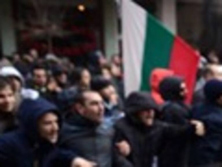 El Gobierno búlgaro dimitió en bloque tras protestas por medidas de austeridad