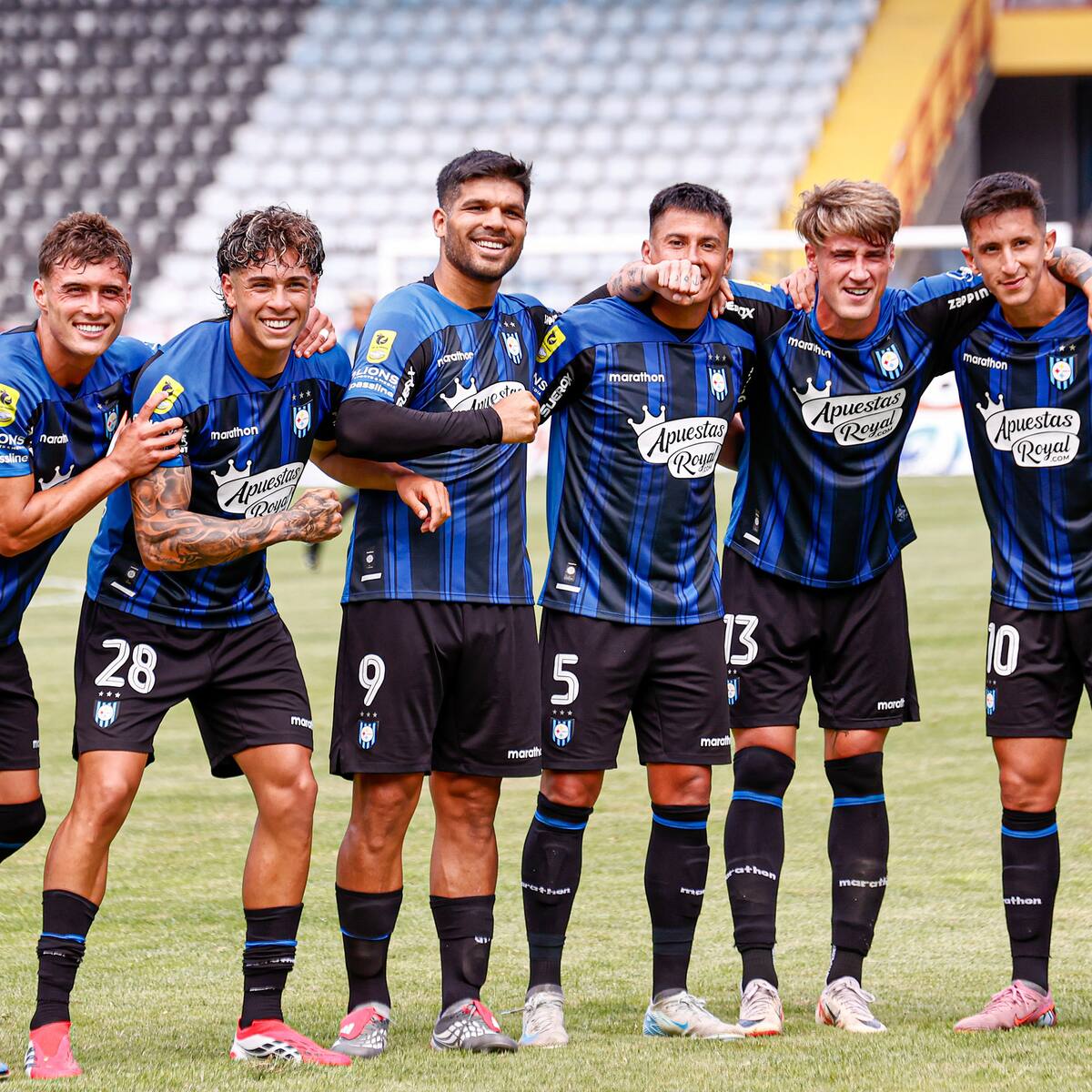 Huachipato puede perder a una de sus figuras: gestiones avanzadas desde Argentina