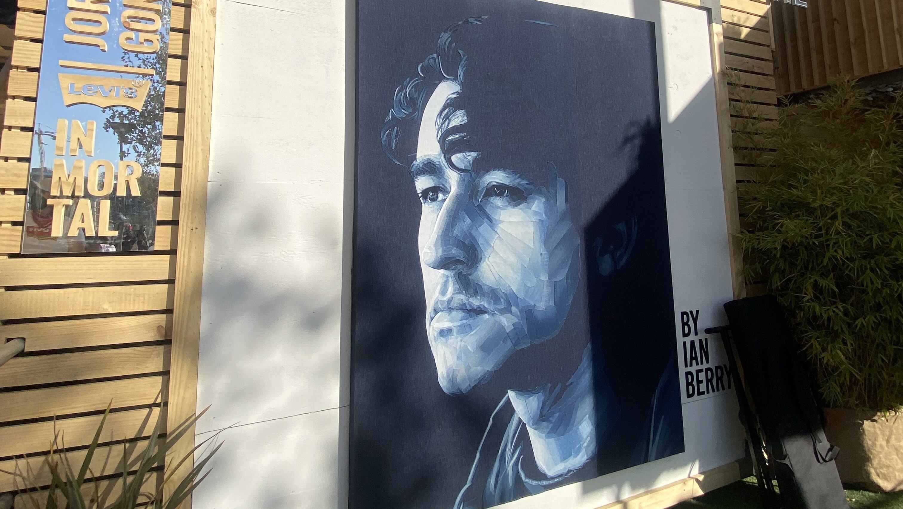 Ian Berry retrató a icónicos artistas chilenos