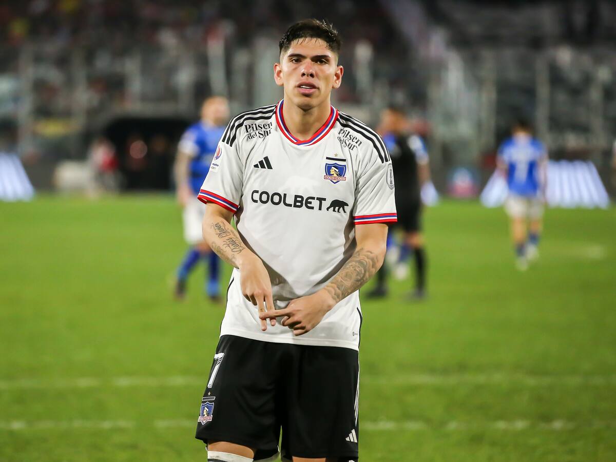 Carlos Palacios le dice no a Boca y confirma que se queda en Colo Colo: “Amo este club; encontré mi lugar en el mundo”