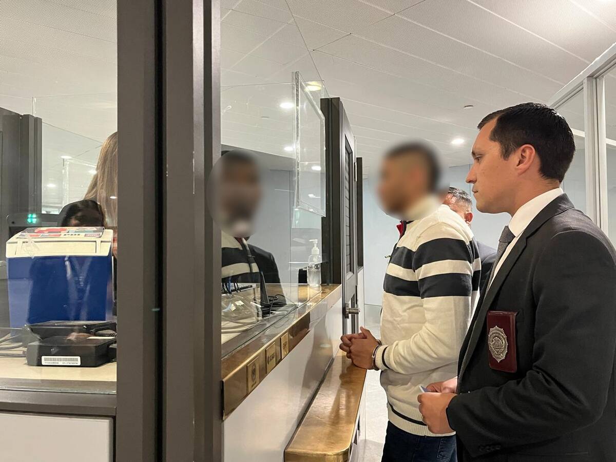 Interpol Chile logra extradición de ciudadano colombiano por homicidio de adolescente en San Joaquín