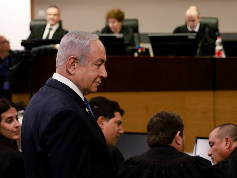 Benjamín Netanyahu declara en juicio acusado de soborno, fraude y abuso de confianza en Tel Aviv