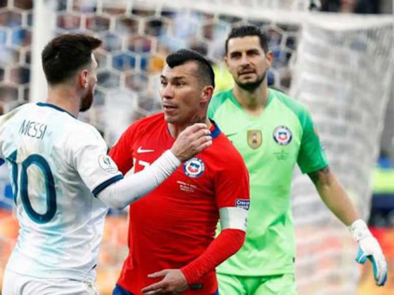 Periodista argentino en la previa del duelo por Copa América: «El partido con Chile es una guerra»