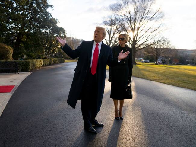 Donald y Melania Trump dejan la Casa Blanca