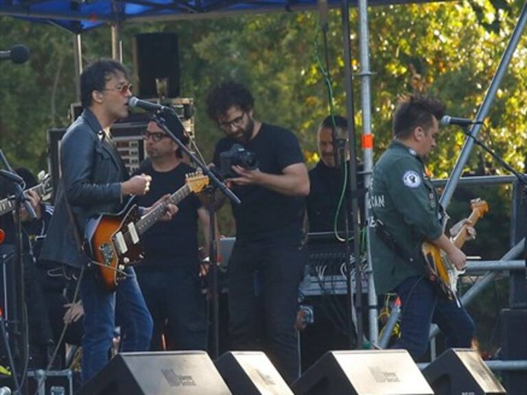 Los Bunkers: «Nuestro trabajo y música no podía restarse de ese total de voces»