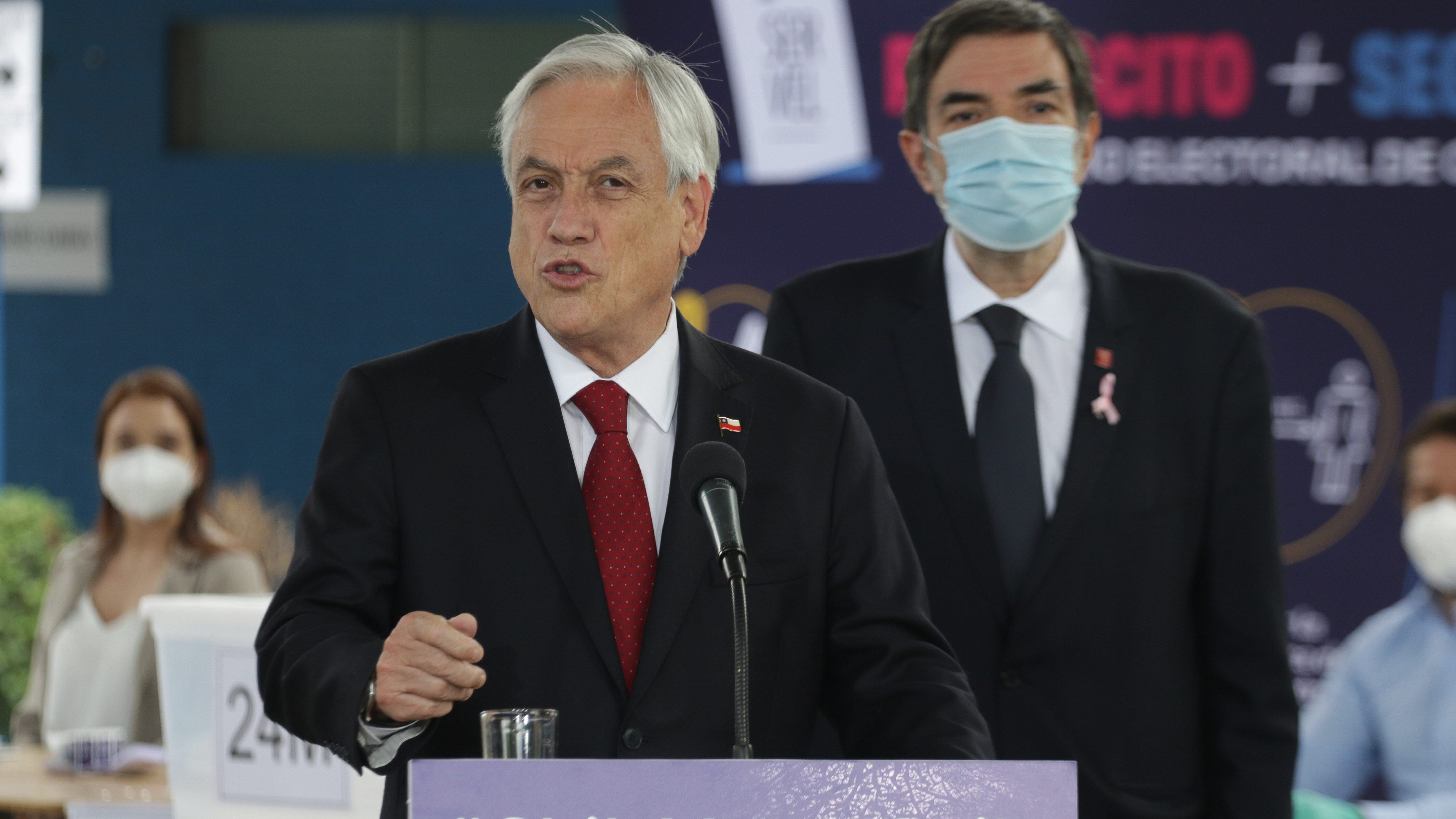 Presidente Piñera en actividad por plebiscito en La Reina