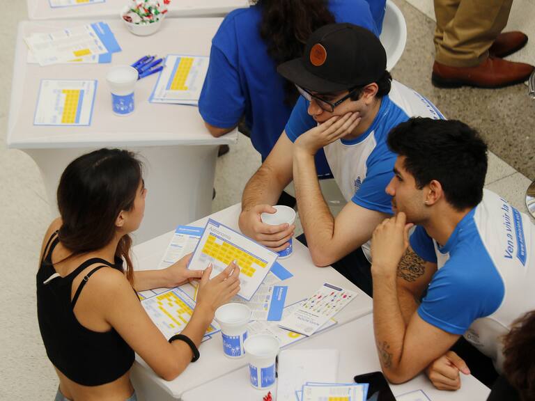 Esta es la universidad privada con más postulaciones en la Admisión 2025: recibe al 51% de los mejores puntajes PAES en Chile