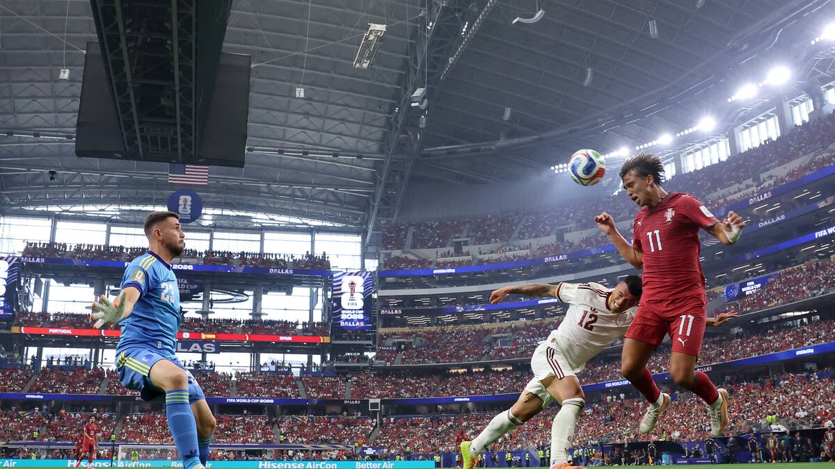 Unai Simón concreta un histórico doble registro en el Mundial 2026