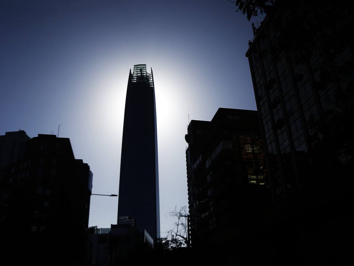 Evelyn Matthei aseguró que los centros comerciales de Providencia no abrirán sus puertas