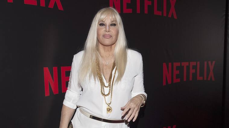 BUENOS AIRES, DISTRITO FEDERAL - MARCH 17: Susana Gimenez attends the 'Netflix Red Carpet' event at the Four Seasons Hotel on March 17, 2016 in Buenos Aires, Argentina. (Photo by Lalo Yasky/Getty Images)
